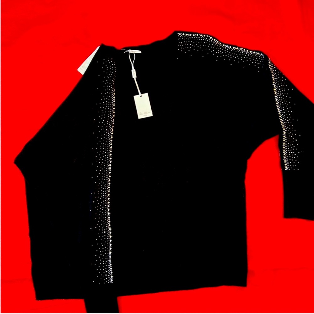 💕💕 Villa Milan Long Peak-A-Boo Sleeve Black Embellished Sweater 💕💕